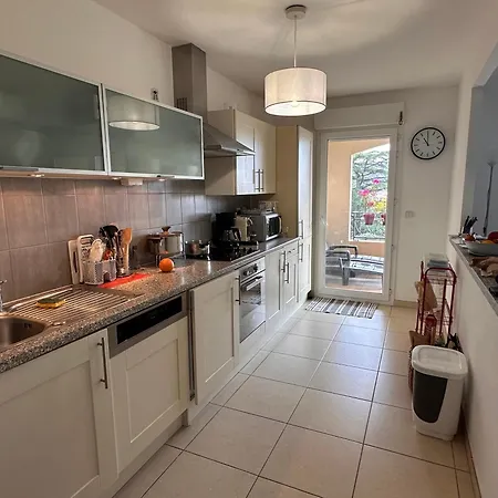2 Bedroom With A Pool In The Heart Of Easy Walk To The Main On La Croisette - 2191 Cannes