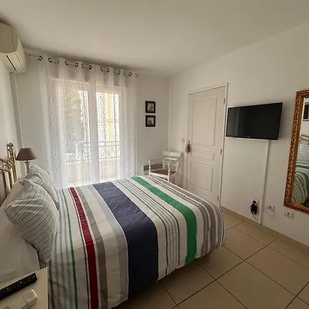 Appartement 2 Bedroom With A Pool In The Heart Of Easy Walk To The Main On La Croisette - 2191 *