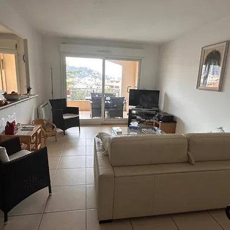 Appartement 2 Bedroom With A Pool In The Heart Of Easy Walk To The Main On La Croisette - 2191 Cannes
